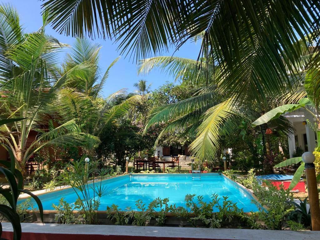 La Perla Bentota Hotel Exterior photo