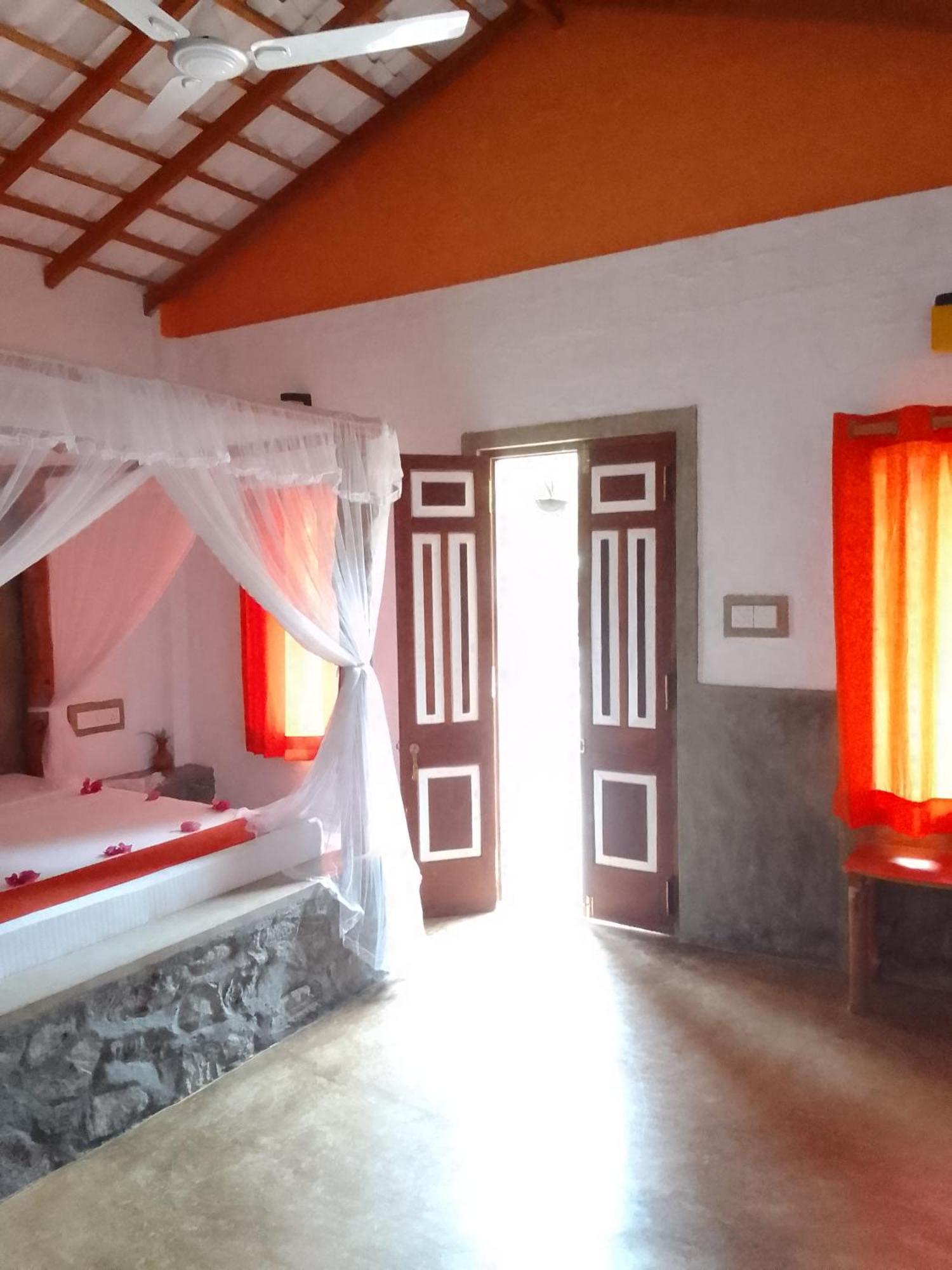 La Perla Bentota Hotel Room photo